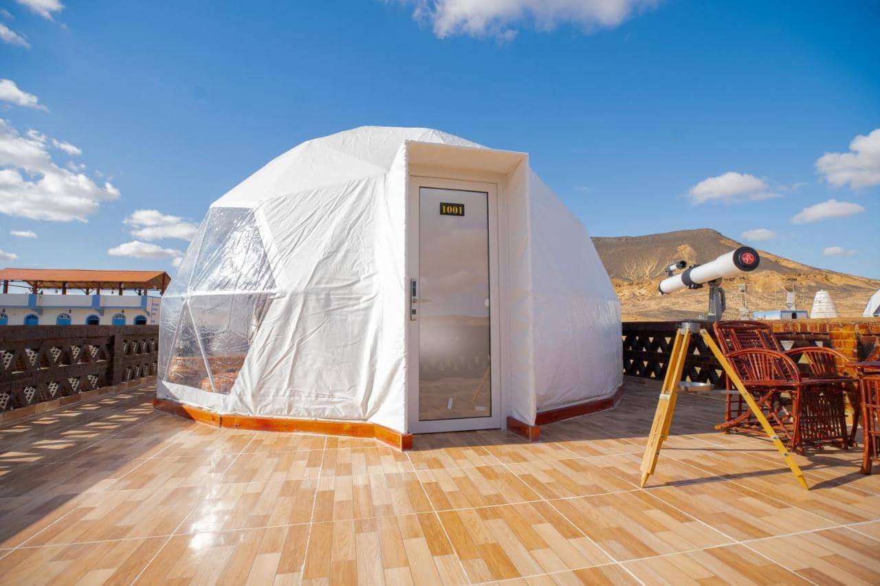 B&W Sahara Sky Camp