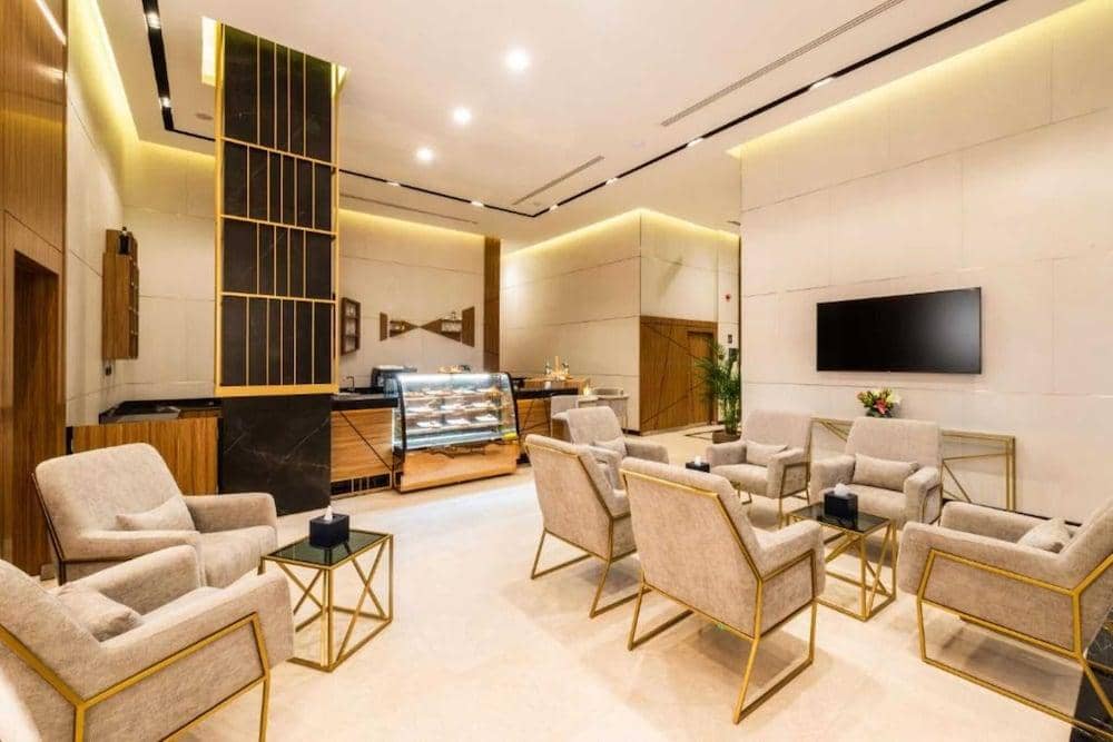 Anan Hotel — 5