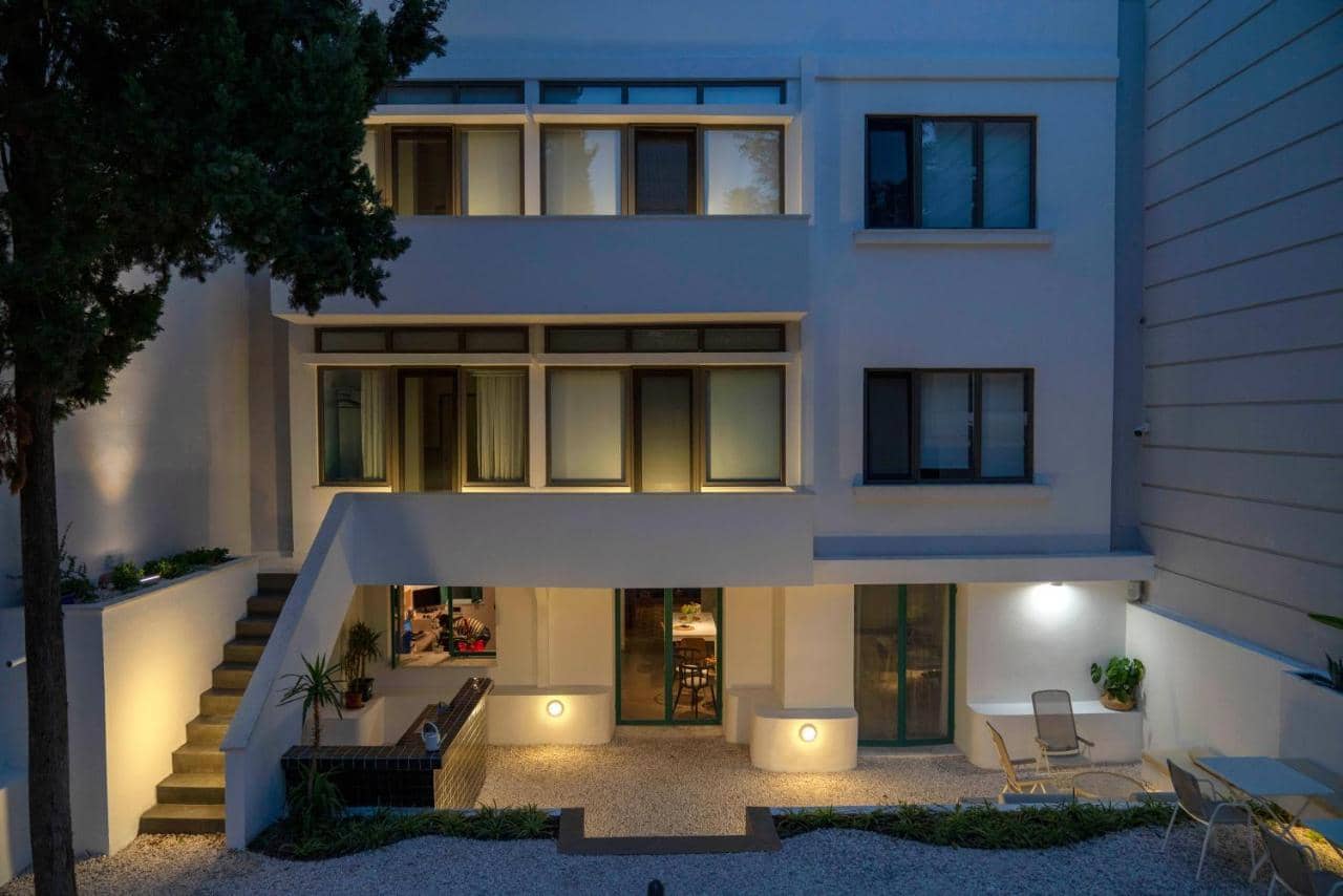 Be Bold Hostel (Adults only) — 2