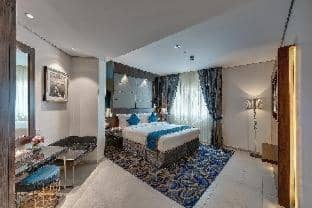 Omega Hotel Dubai — 4