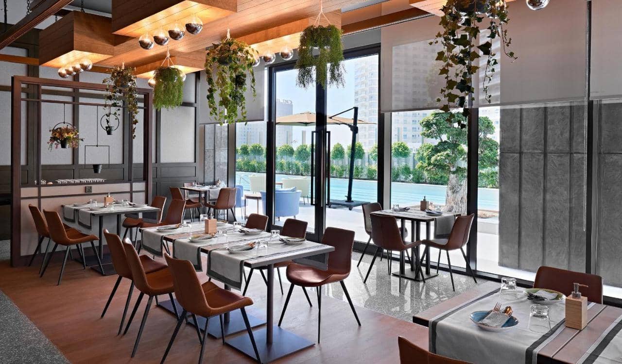 Revier Hotel Dubai — 3