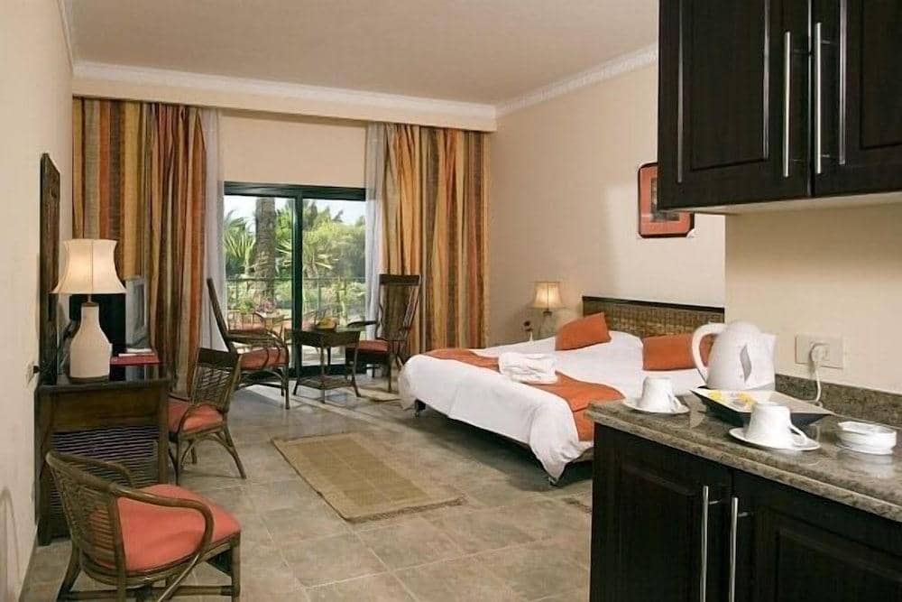 Swiss Inn Plaza Hotel — 5