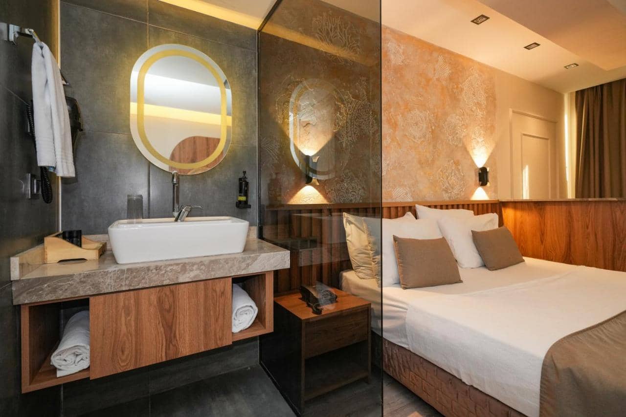 Der Inn Hotel Lara — 2