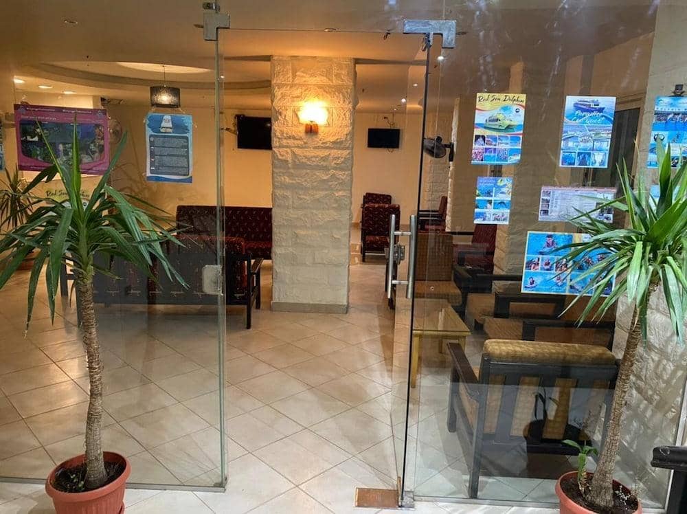 Oasis Hotel Apartments — 4