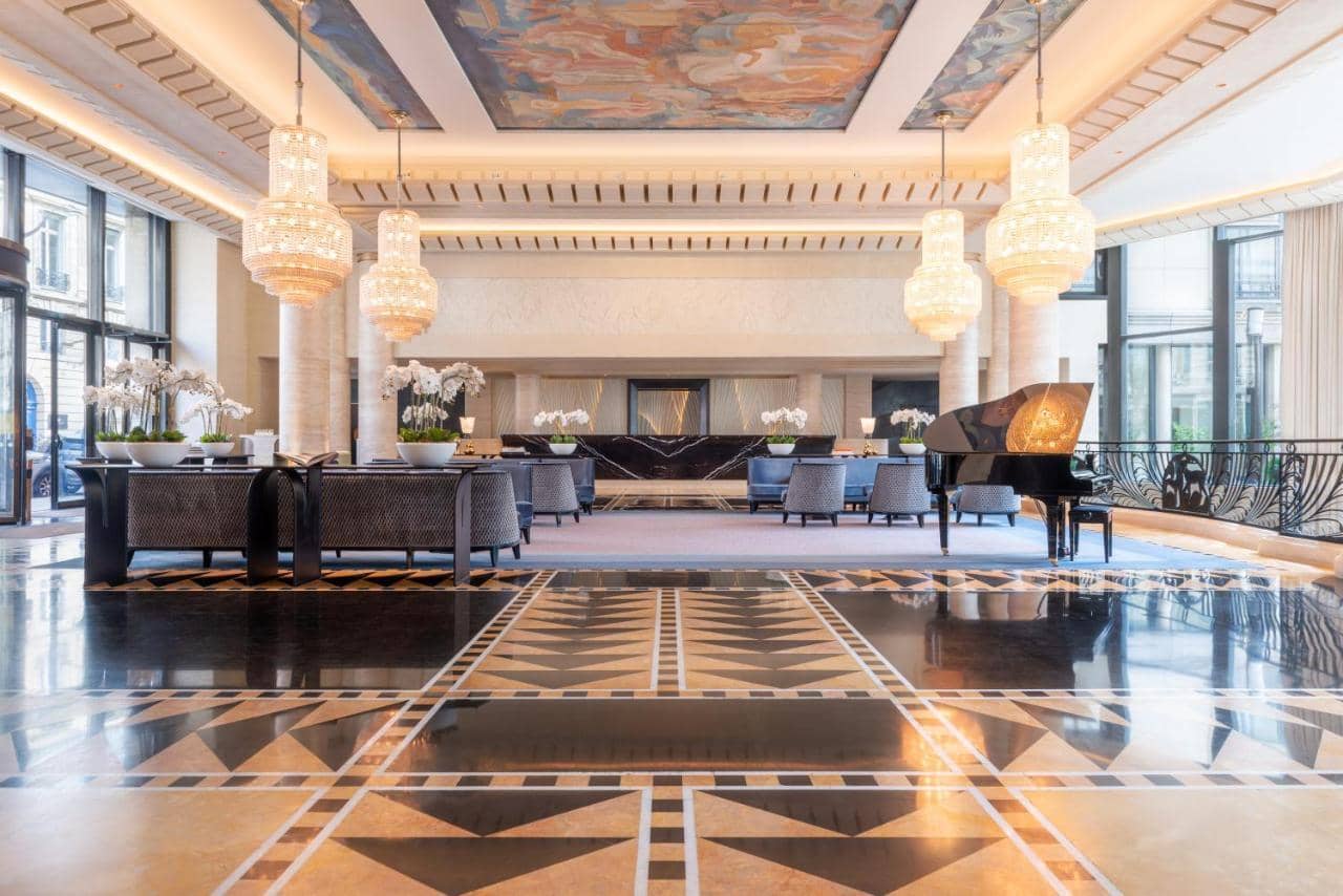 L'hotel du Collectionneur — 5