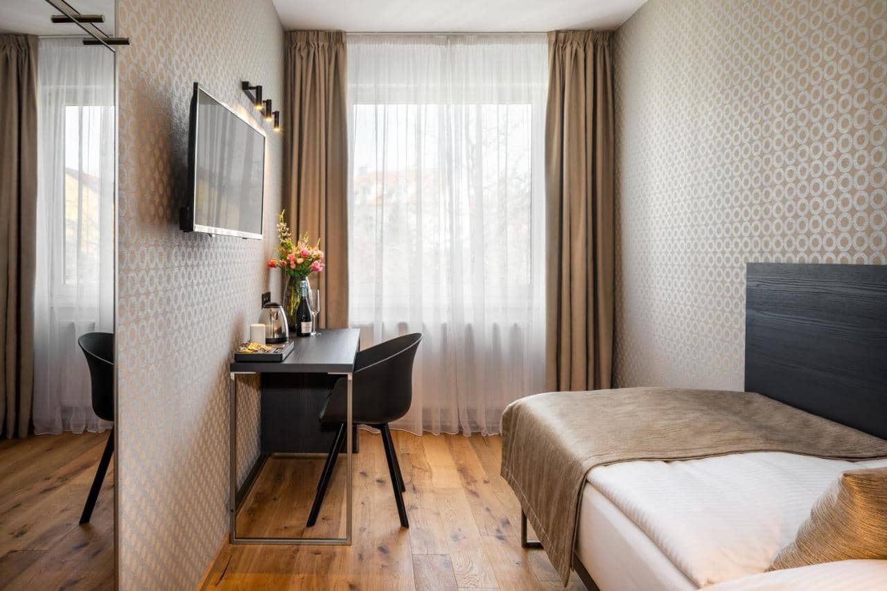 Aida Hotel — 3