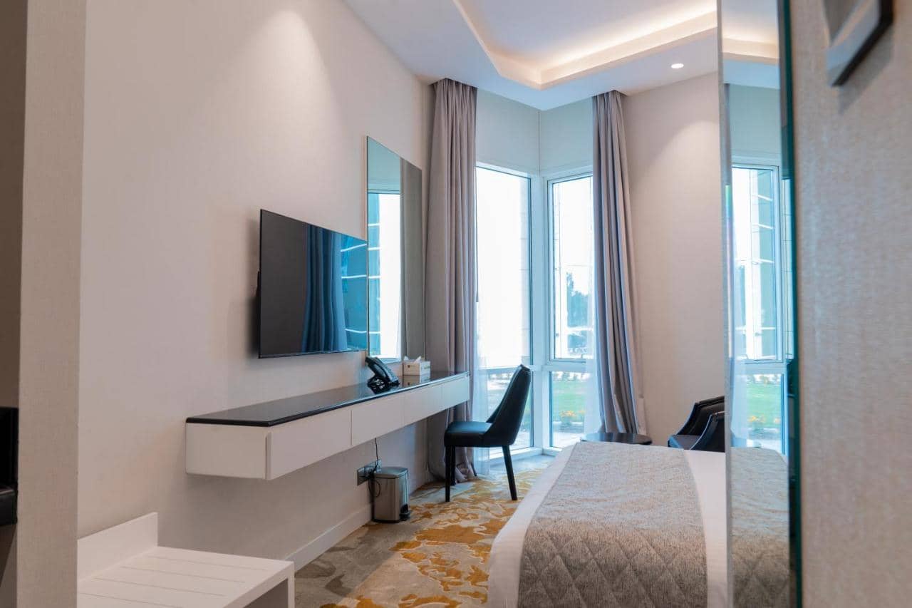 Estay Inn Hotel — 4