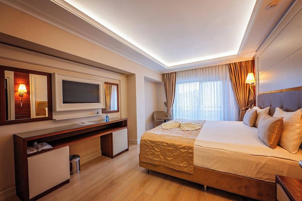 Grand Marcello Hotel