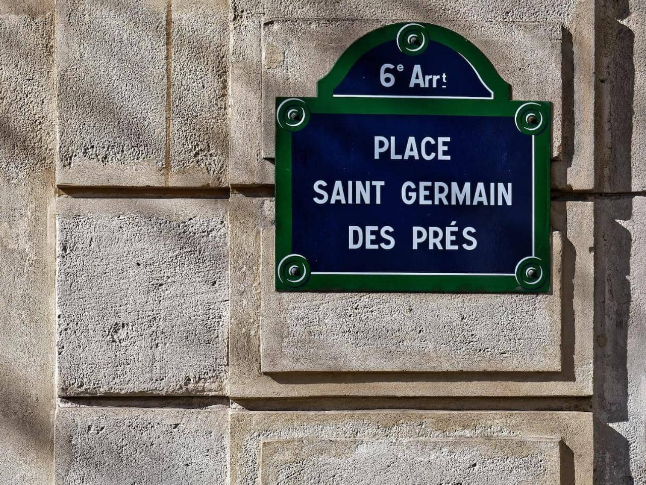 Des Deux Continents — 3