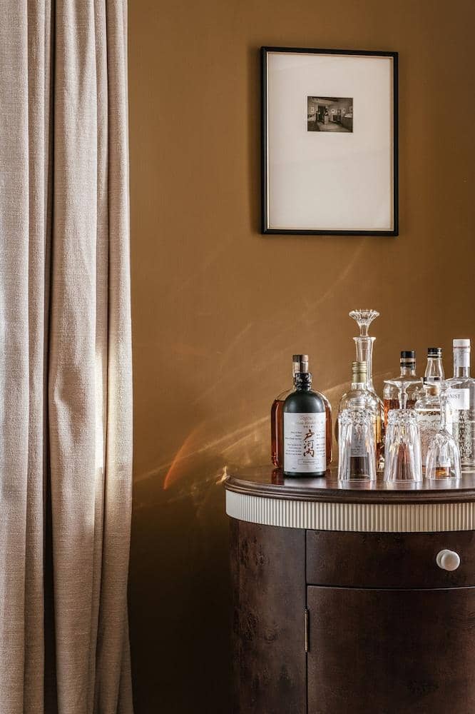 Hotel Rochechouart — 5