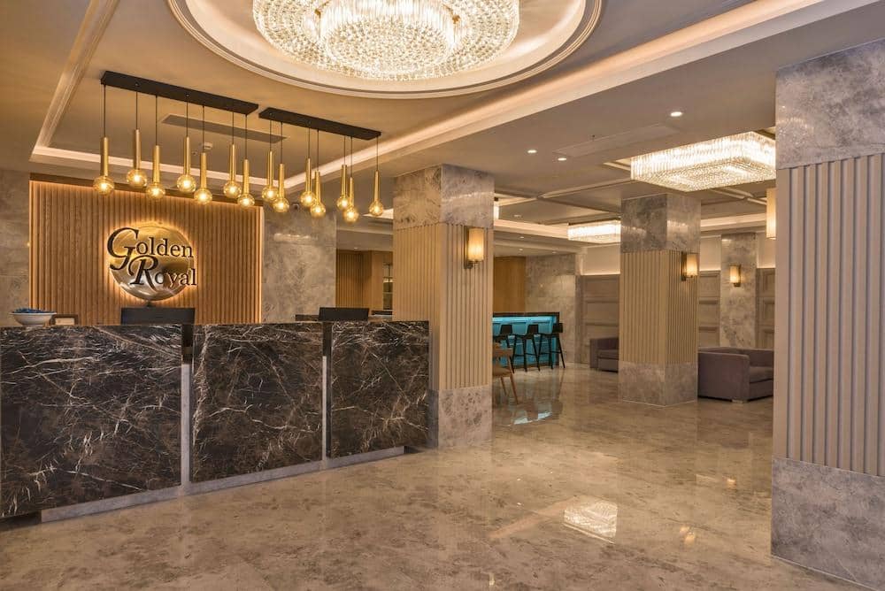 Golden Royal Hotel