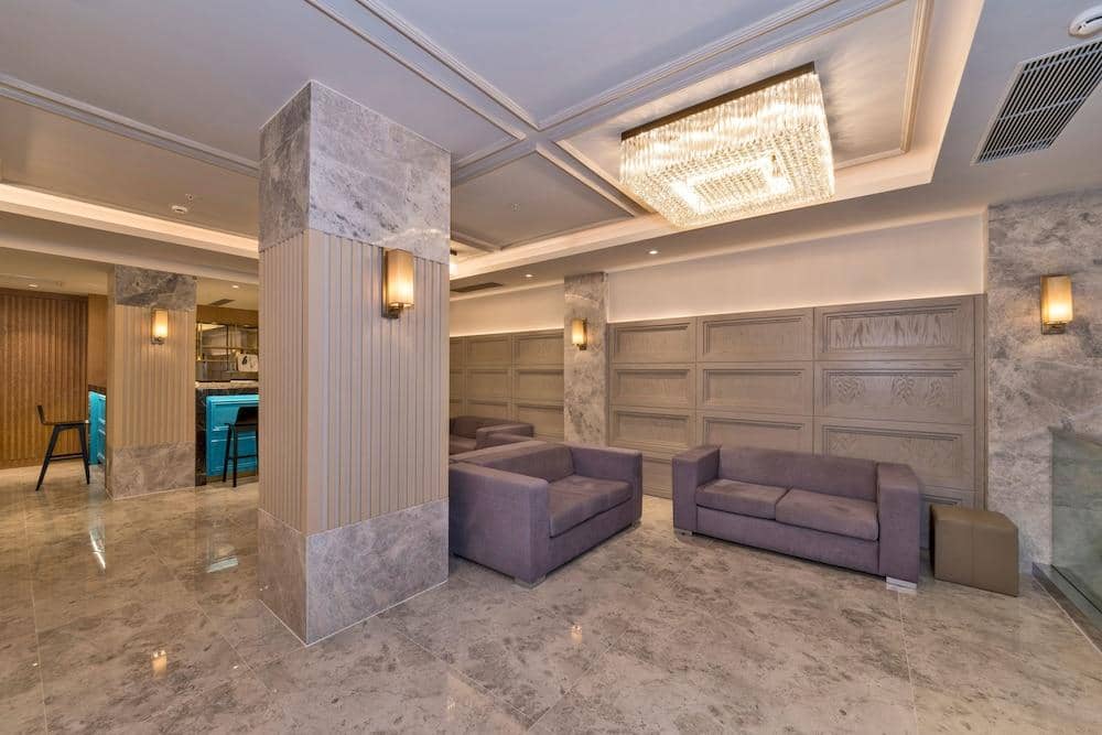 Golden Royal Hotel — 2