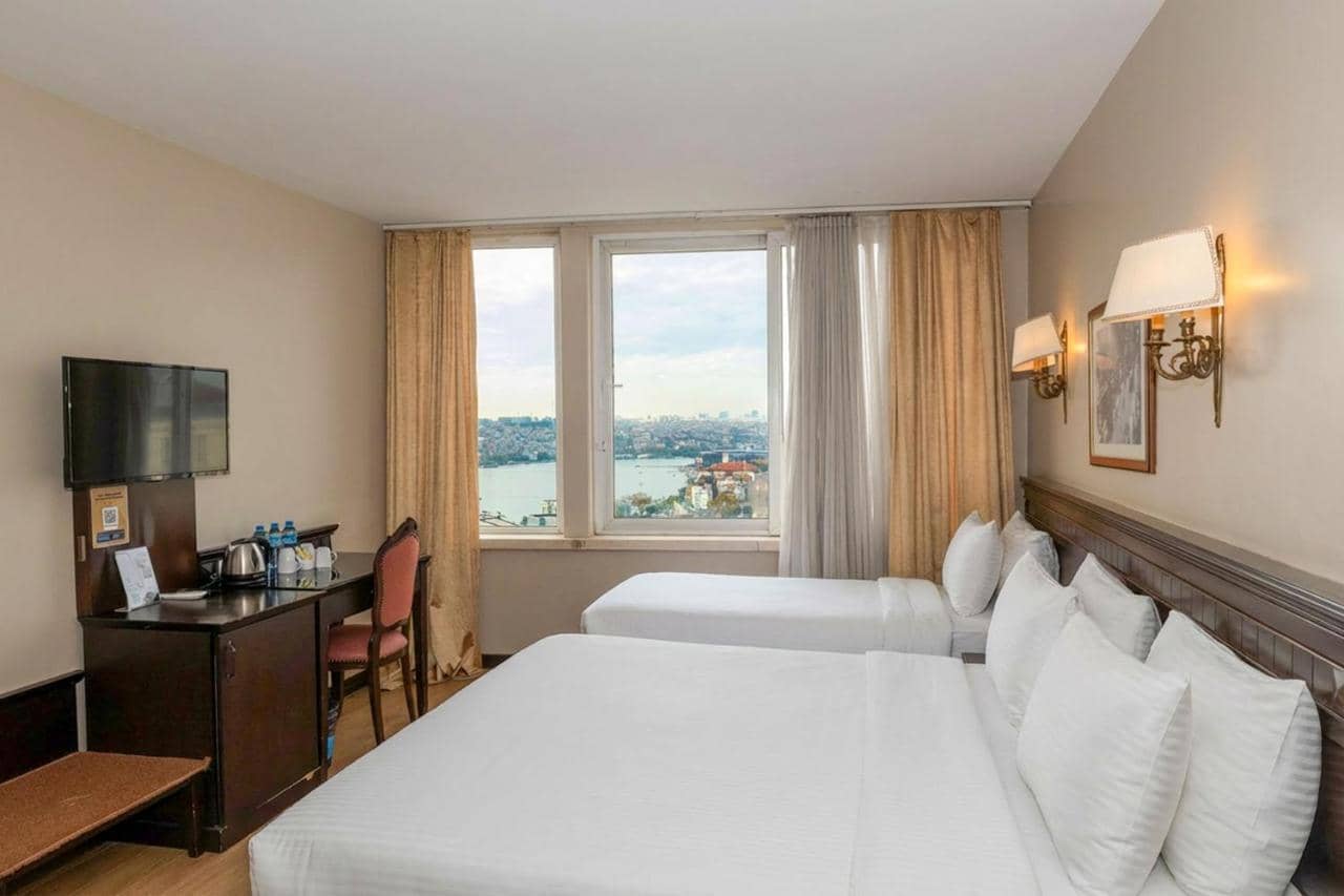 Pera Rose Hotel — 4