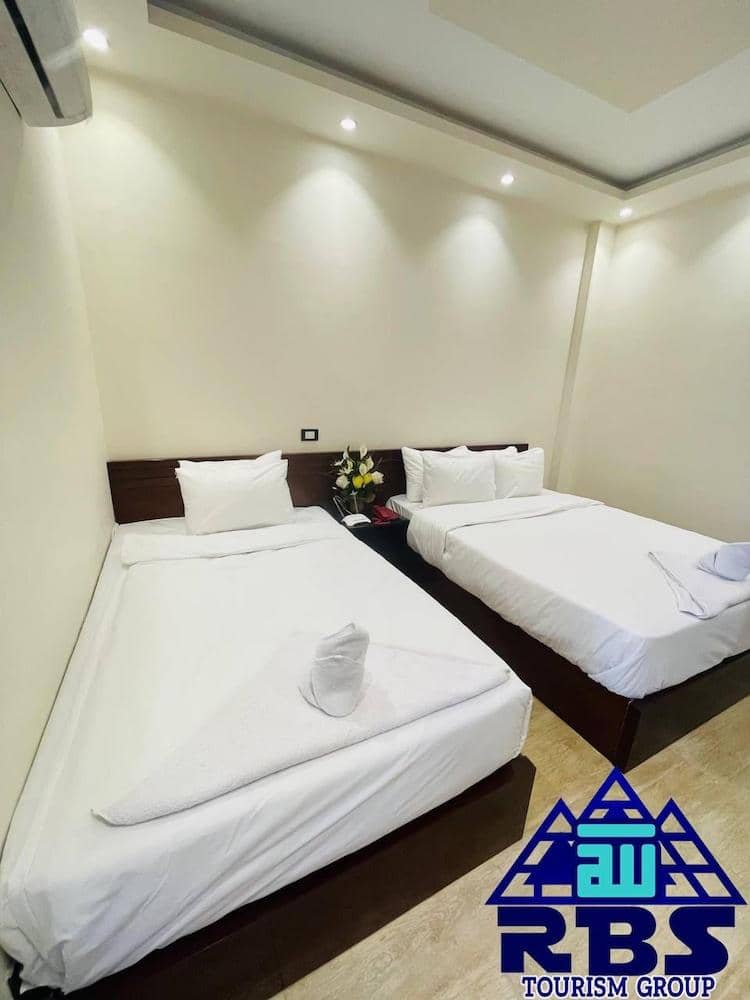 King Tout Hotel — 4