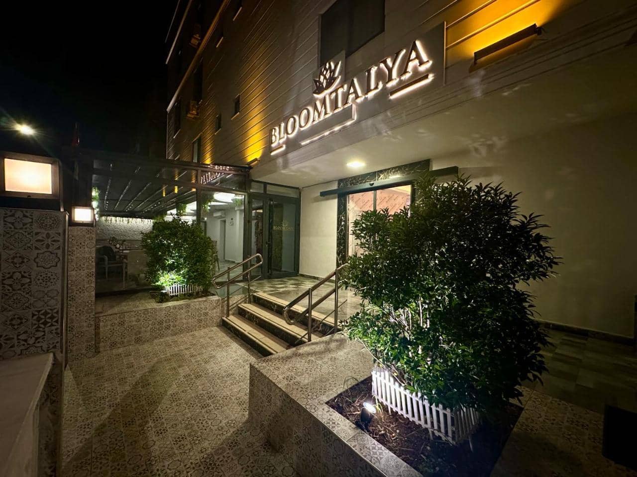 Bloomtalya Hotel
