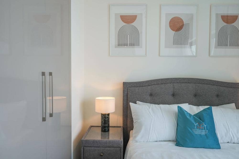 Yogi - Bright Apartment with Panoramic Cityscape Views — 5