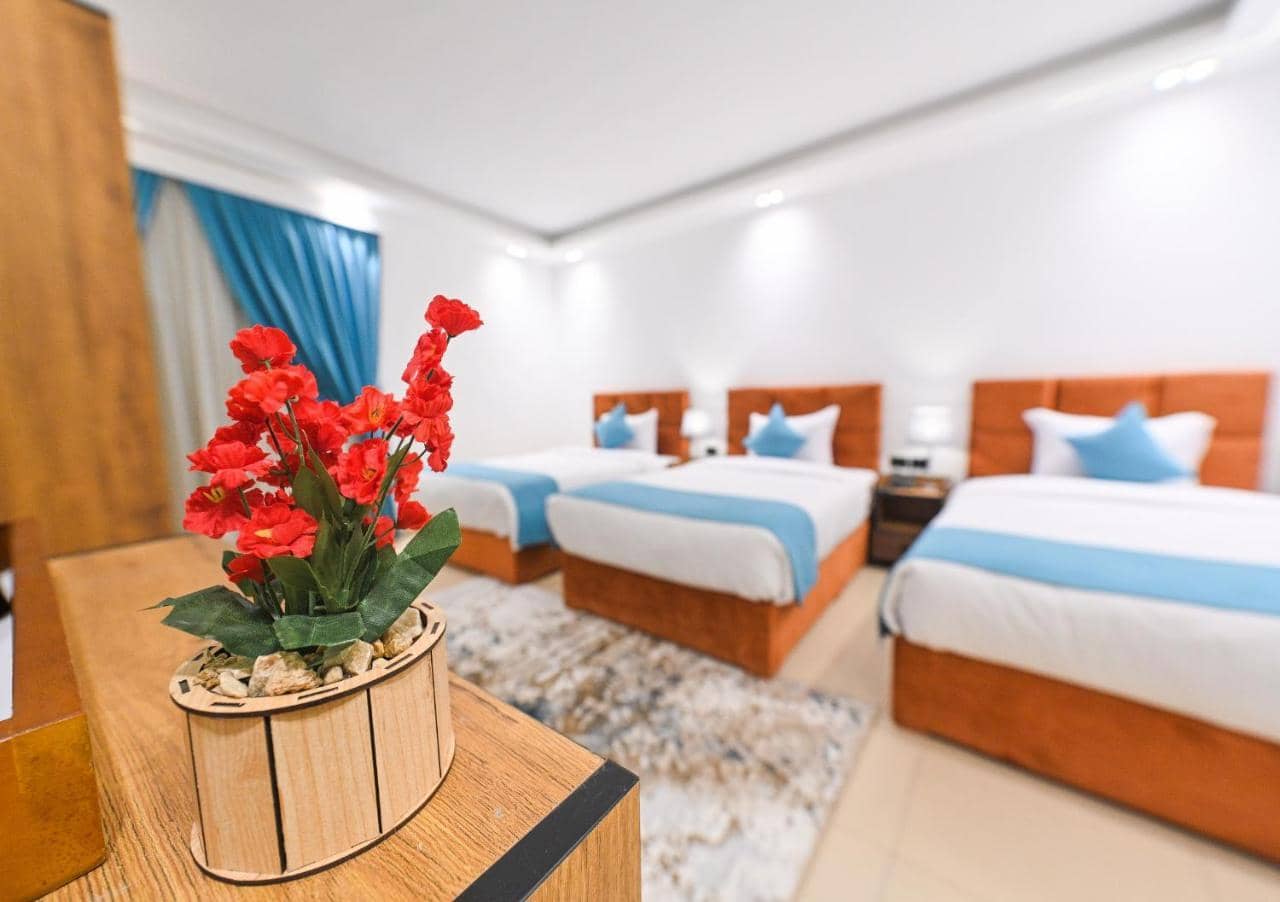 Pyramids Gem Plaza Hotel & Suites — 4