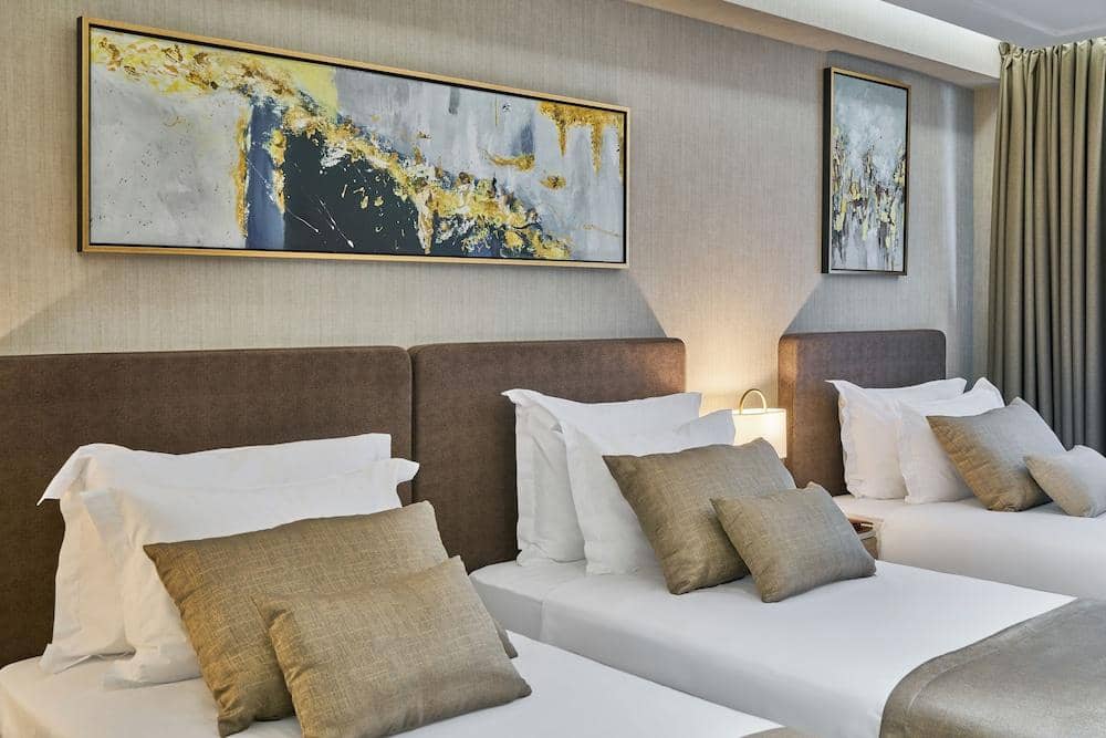 Rayelin Hotel Old City — 3