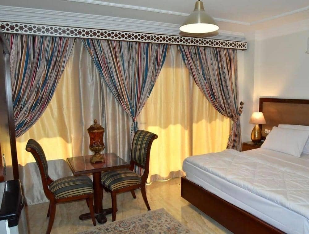 King Khoufo Hotel — 2