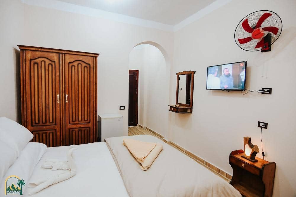 Amzran Hotel — 4
