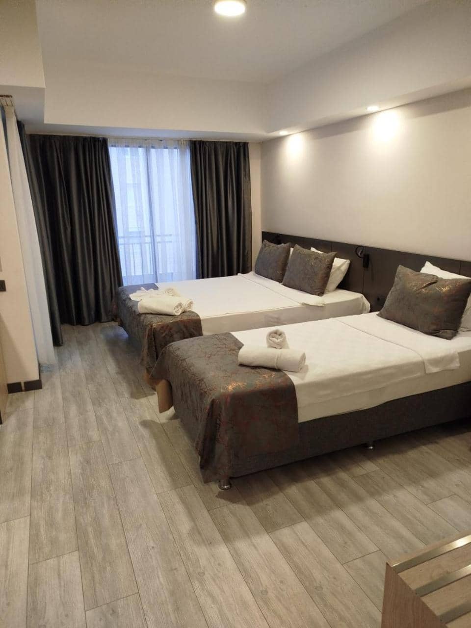 Irenic Hotel — 3
