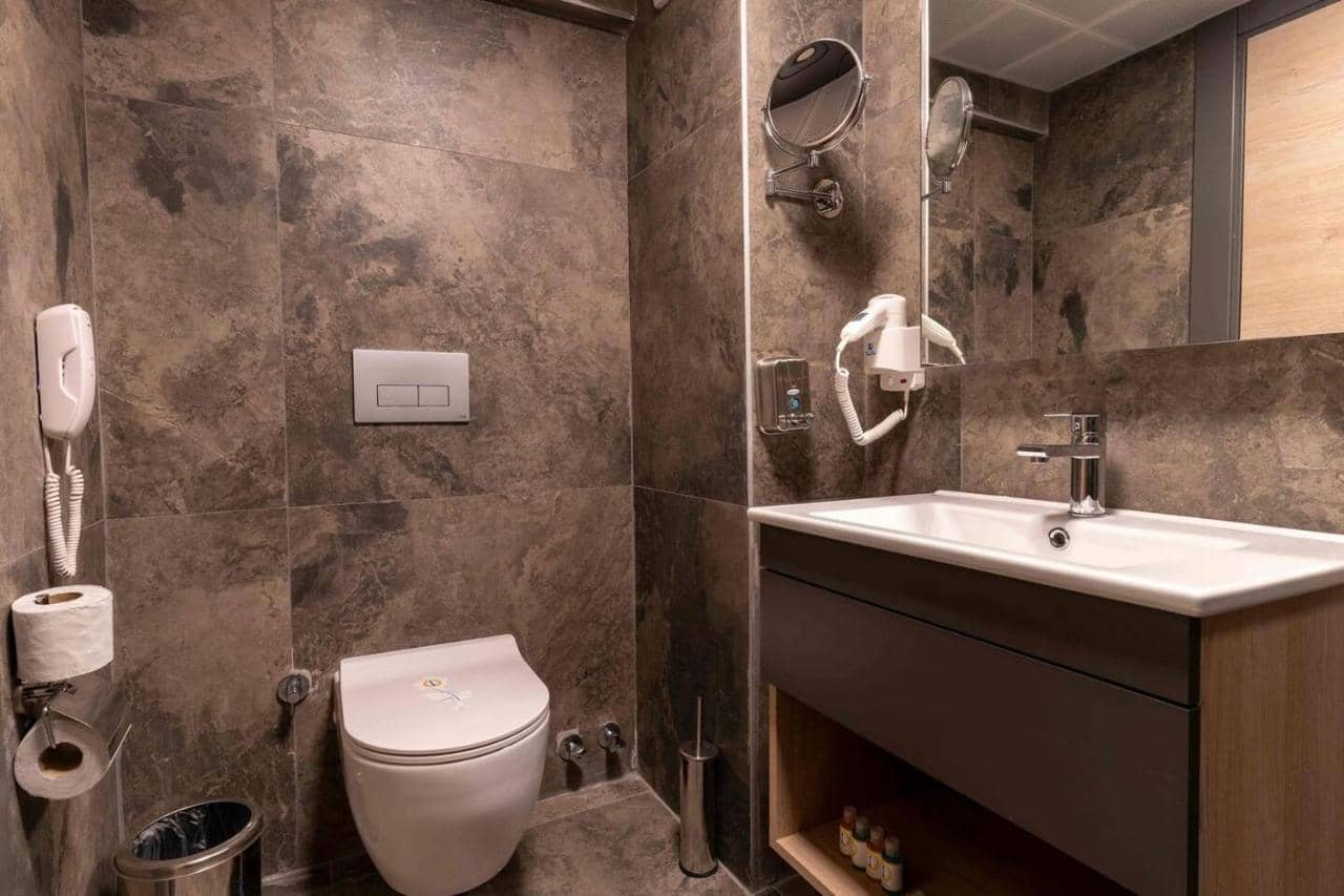Irenic Hotel — 5