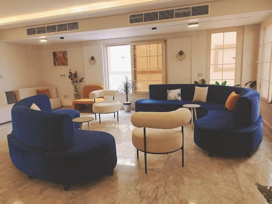 Royal Elegance Room — 3