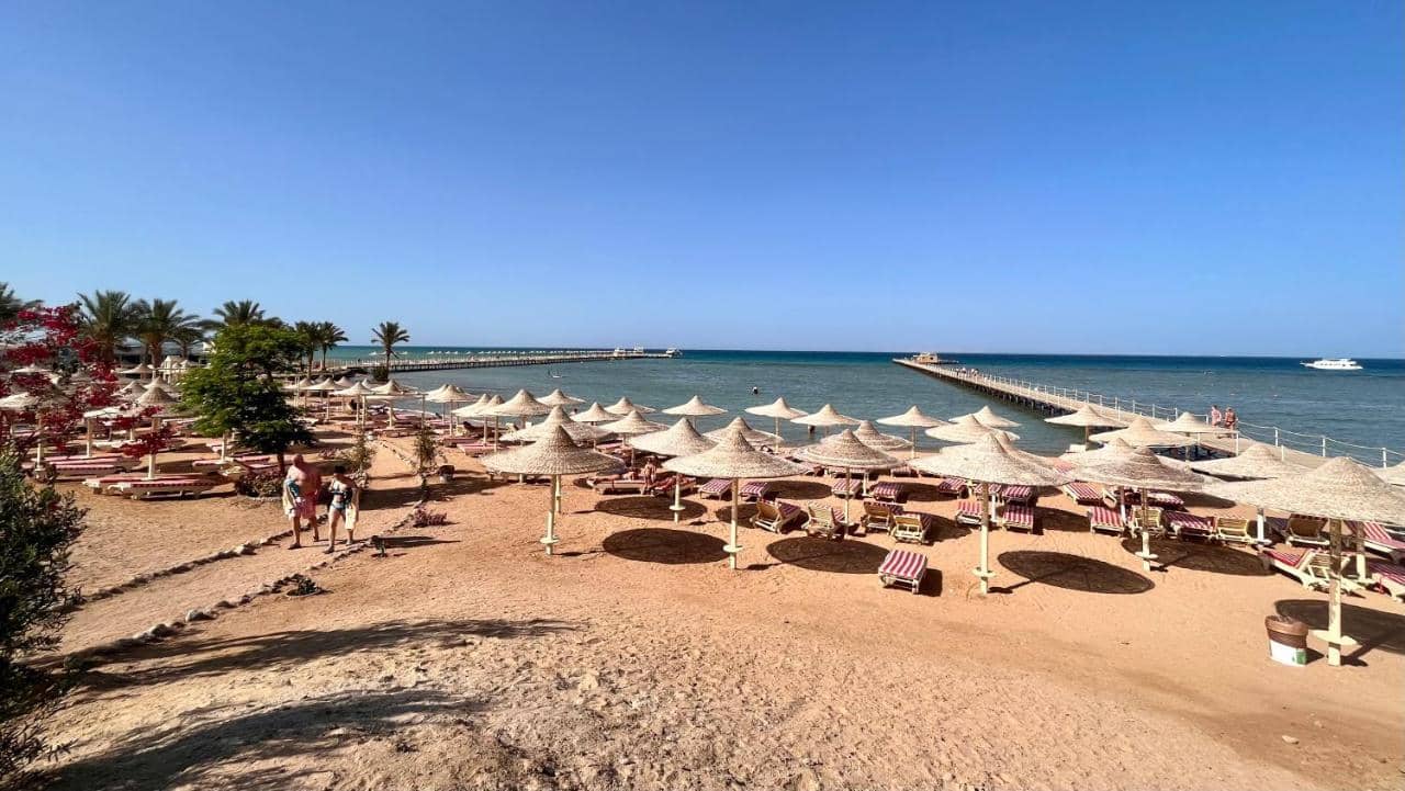 Azur Dream by the Sea — 3