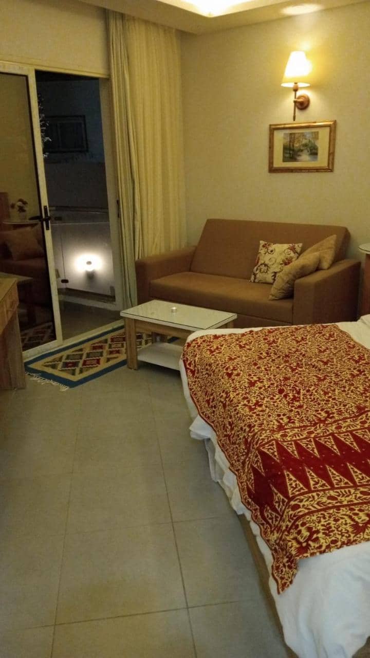 The Comfortable Palace — 3