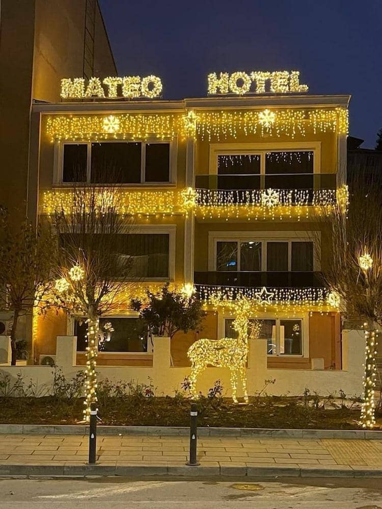 Mateo Hotel