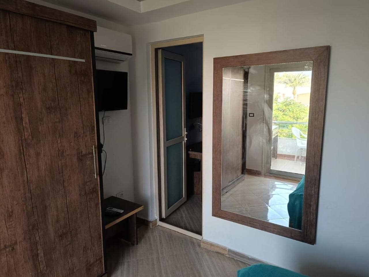 Cecelia Resort Private Chalets — 4
