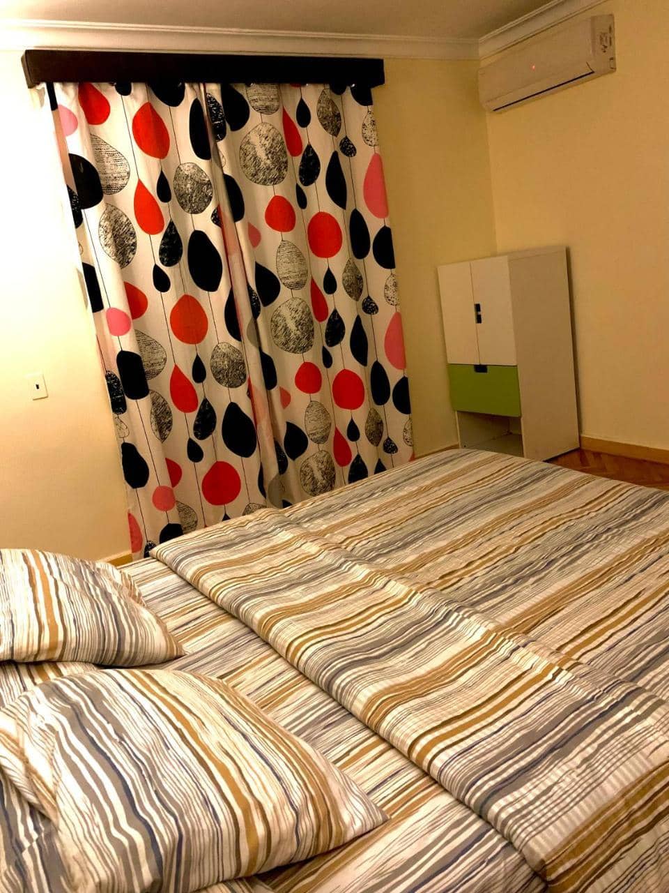 Airport Hotel Room - Sheraton — 5