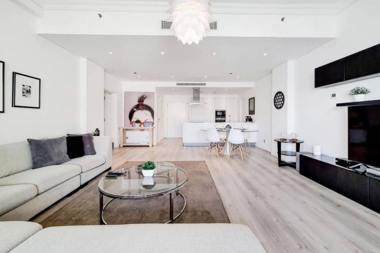 Vacationer Holiday Homes I Elegant 1 Bedroom I Beach & Sea Views L on the Palm — 5