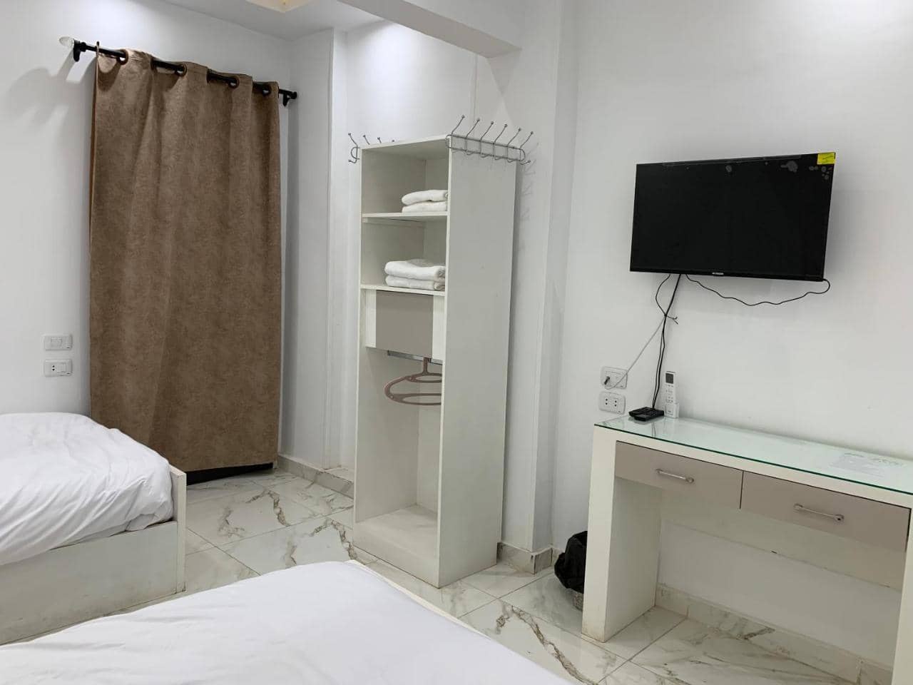 PYRAMIDS PR Inn — 4