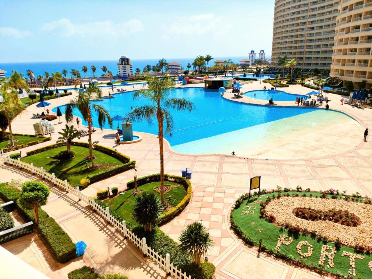 شاليه تامر عمر في ابراج بورتو السخنة للعائلات فقط Tamer Omar's Chalet in Porto Elsokhna Towers Only Family — 2