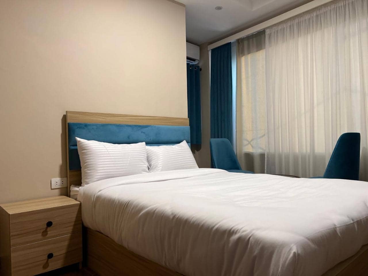 Golden Gem Hotel — 2