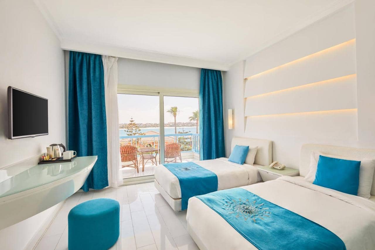 Golden Palace Marina Hotel — 4