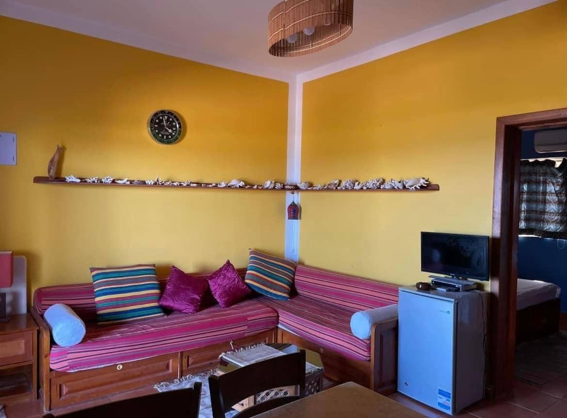 Sea View apartment — 2
