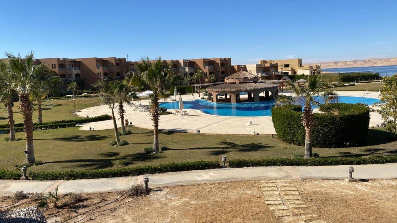 Byoum Lake Side Hotel Room, Tunis Village, Fayoum — 5