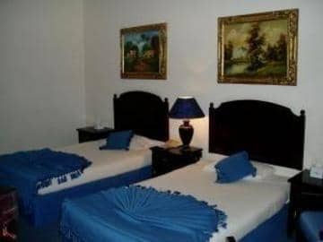 Hotel Emerald — 2