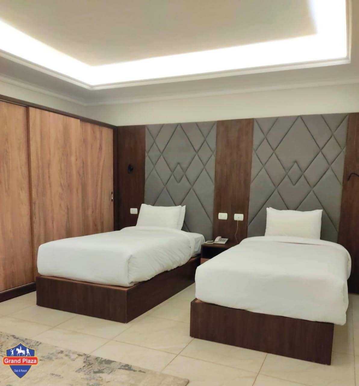 Grand Plaza Sheikh Zayed — 5