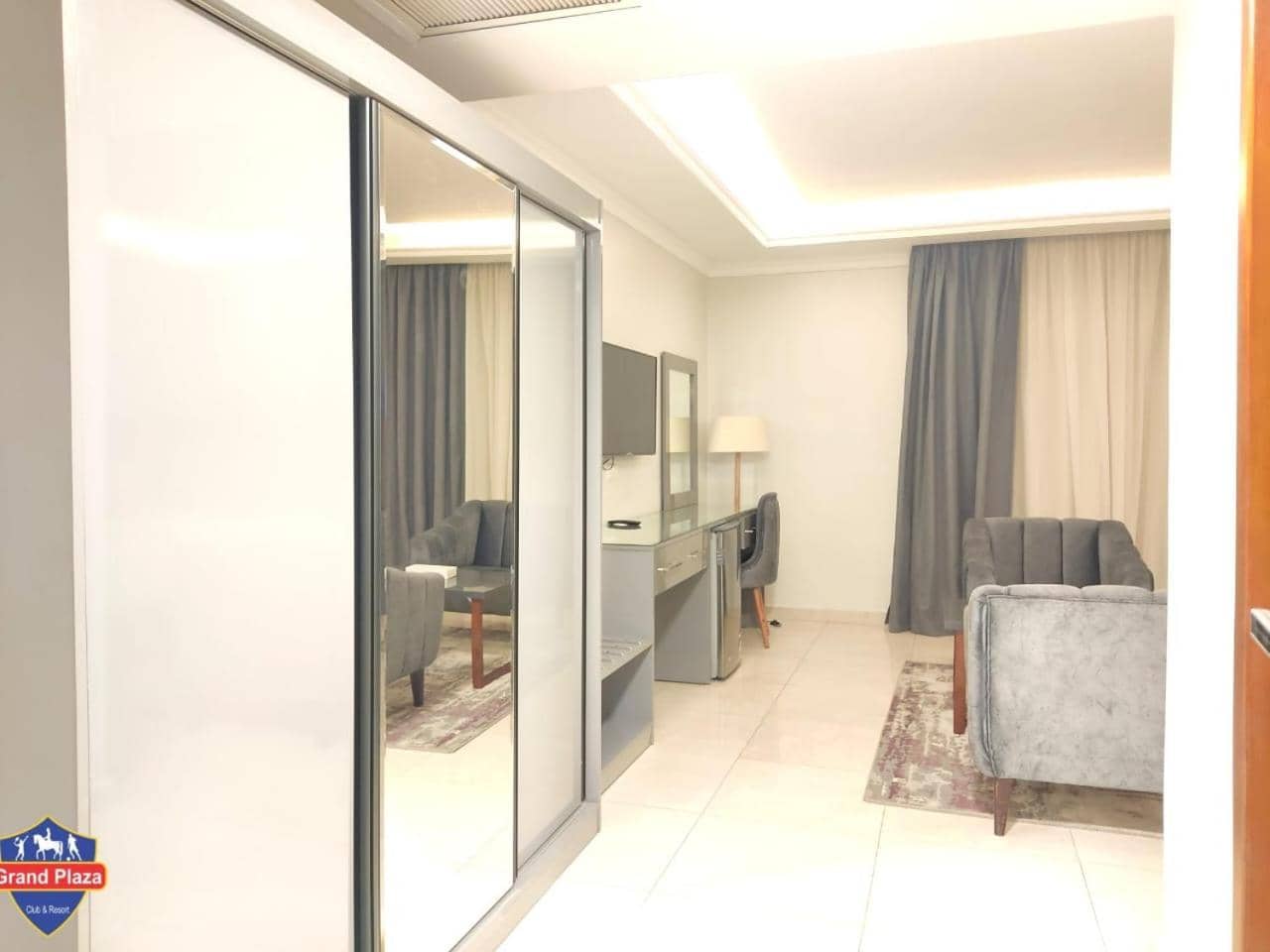 Grand Plaza Sheikh Zayed — 2