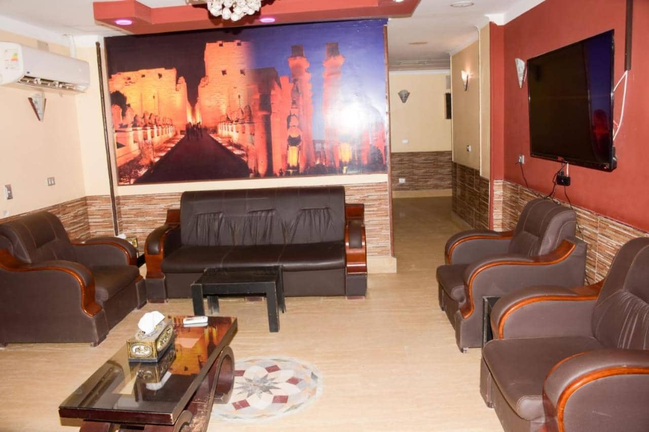 فندق القاهرة — 2