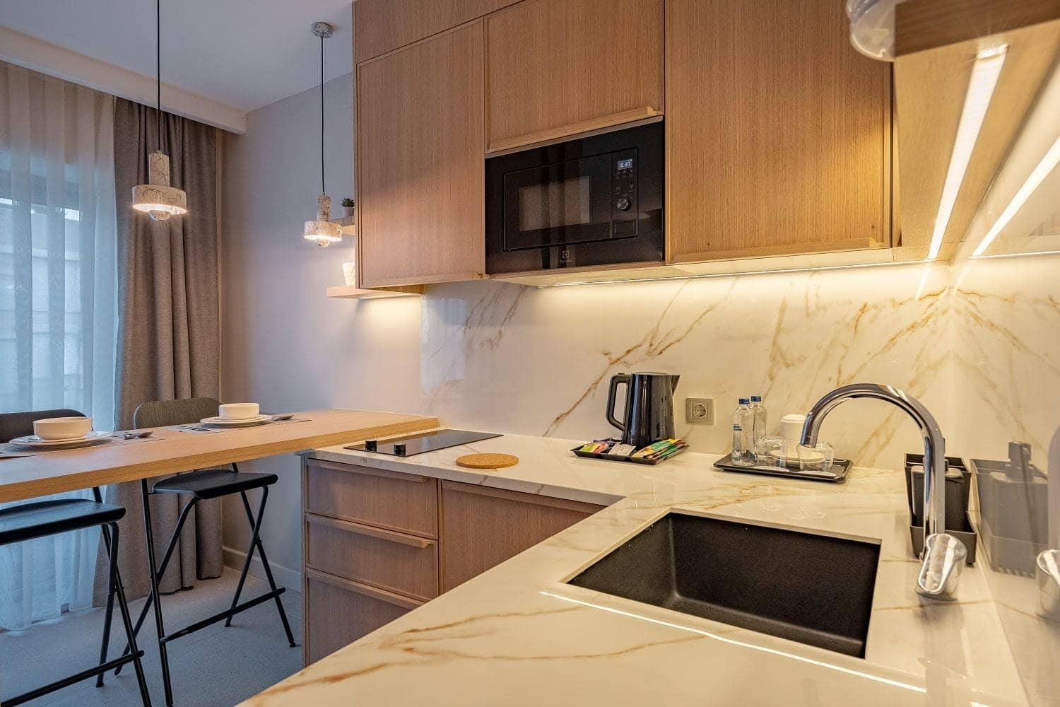 Oli Hotel & Suites — 4