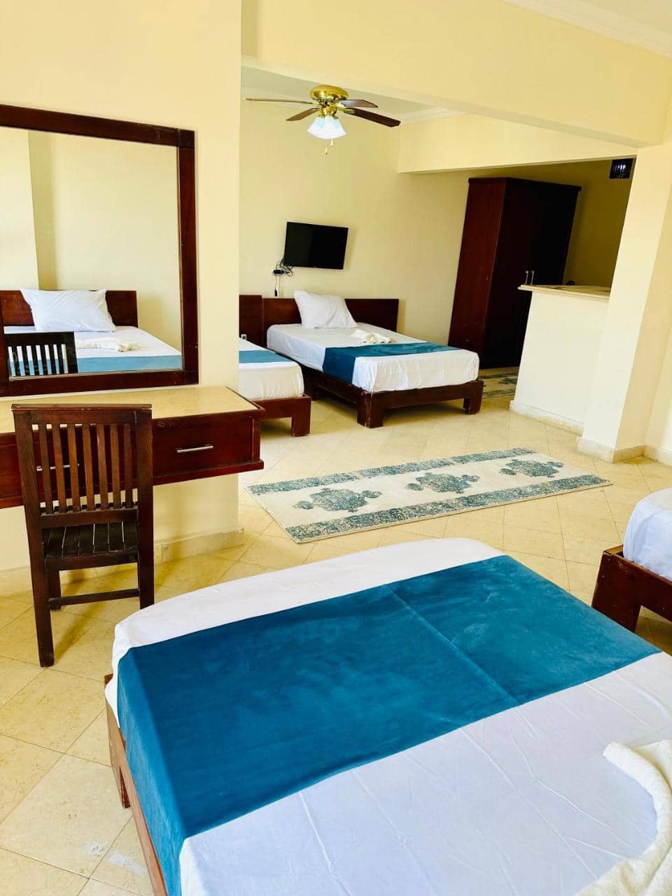 Bianco Hotel & Suites — 4