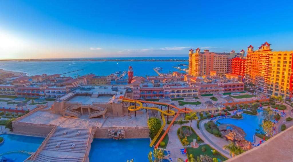 شقق فندقيه بمنتجع بورتو مارينا — 2