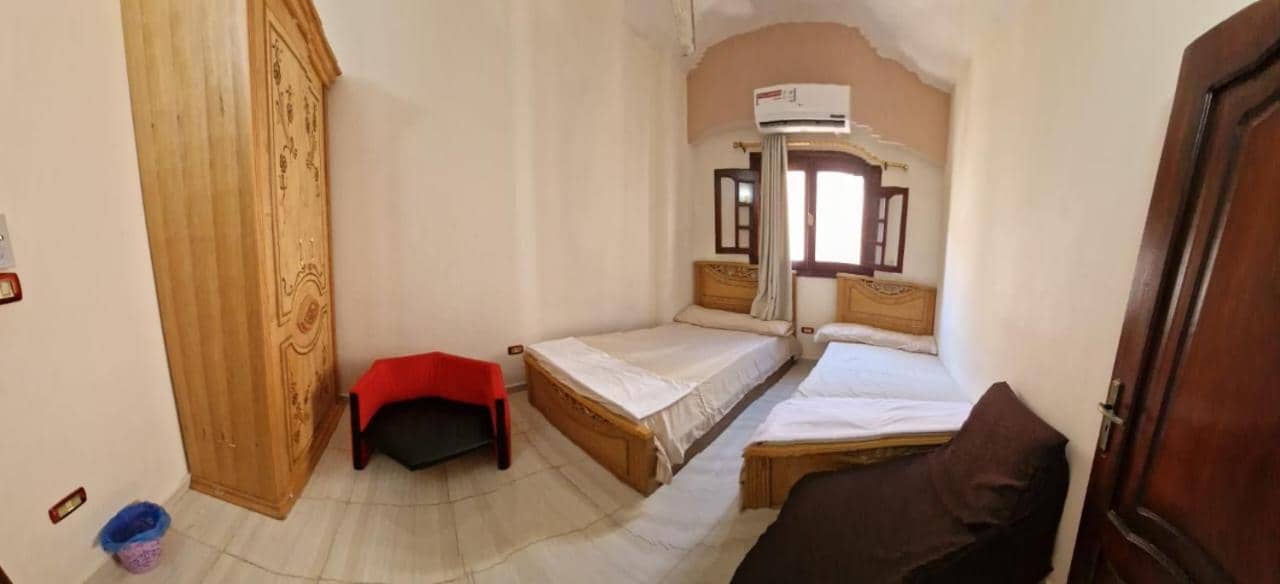 الساحل الشمالى شاليه 3 غرف مكيف بالكامل فى قرية