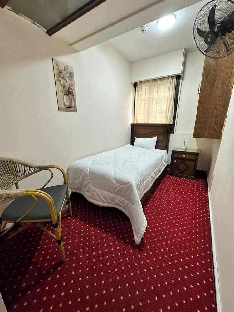 Luna Hotel — 3