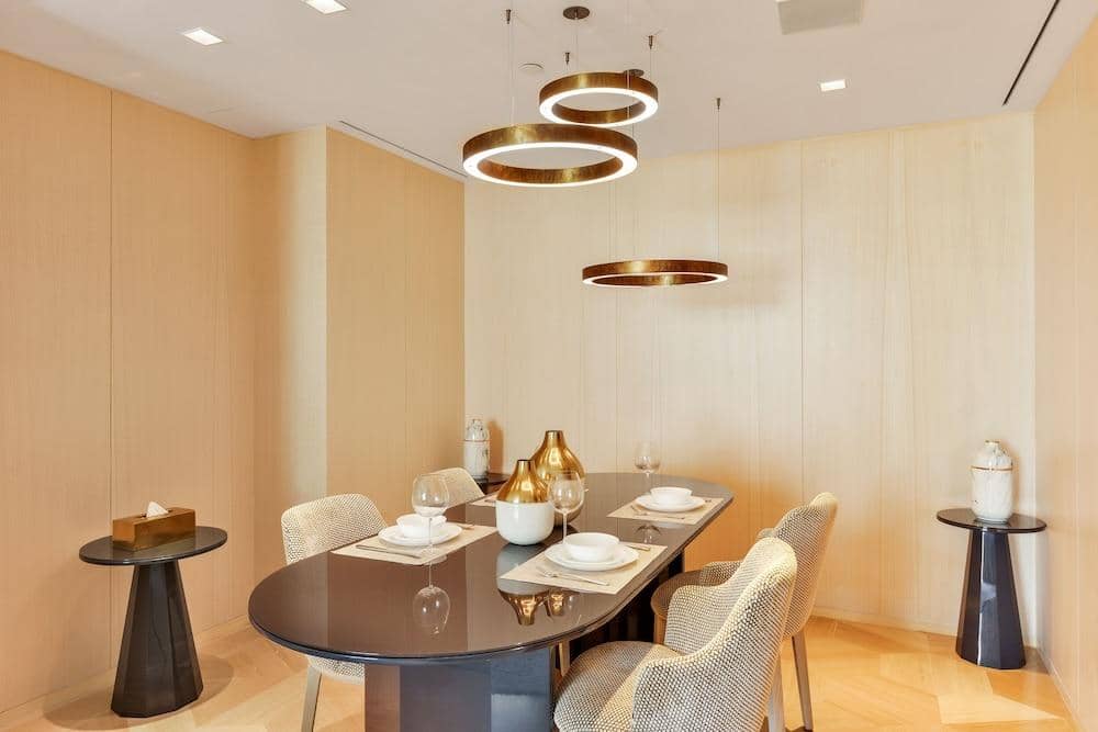 Maison Privee - Elegant Apt with Sea Views at Five Palm Jumeirah — 4