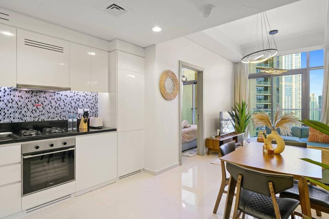 High-Floor 2br in Aykon City Spacious, Good View — 5